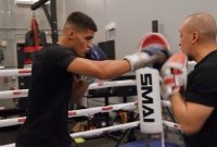 petinju Xander Zayas